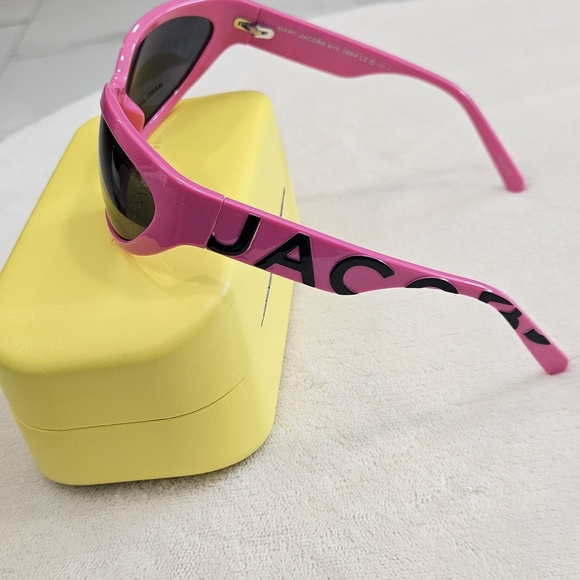 NIB Marc Jacobs Pink Sunglasses - Picture 4 of 7